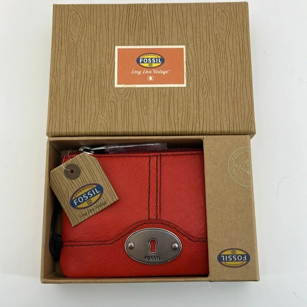 Fossil new box